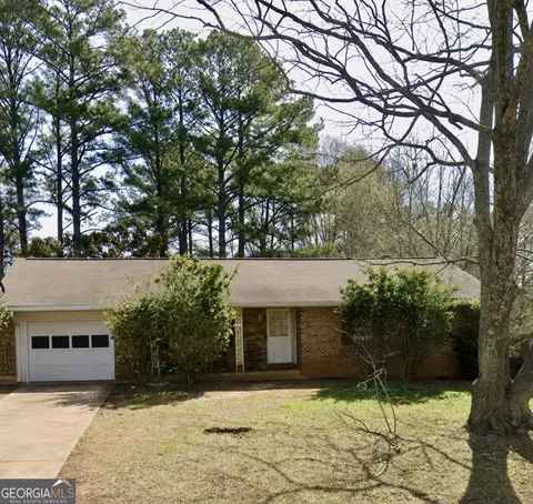 6378 Veracruse Dr, Morrow, GA 30260