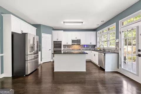 Kitchen - 1010 River Mist Dr, Suwanee, GA 30024 photo 1 of 5