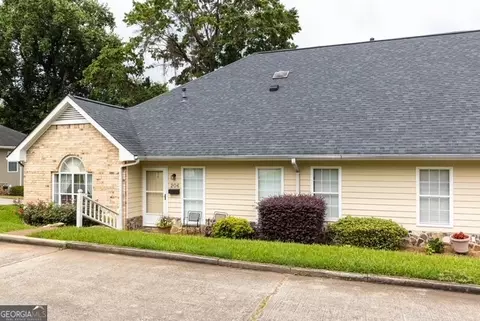 206 Cedarwood Ln, Thomaston, GA 30286