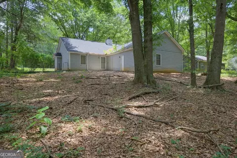 Exterior - 440 Cowan Rd, Covington, GA 30016 photo 6 of 8