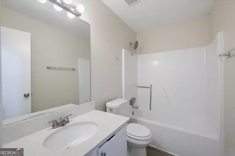 Bath - 440 Cowan Rd, Covington, GA 30016 photo 2 of 2