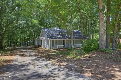 Exterior - 440 Cowan Rd, Covington, GA 30016 photo 1 of 8