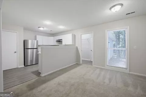 Living - 440 Cowan Rd, Covington, GA 30016 photo 4 of 5