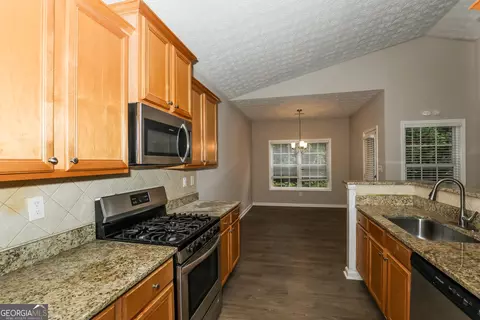 Kitchen - 1055 Maple Leaf Dr, Mcdonough, GA 30253 photo 2 of 2