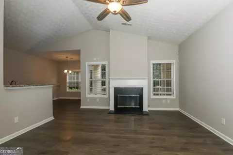 Living - 1055 Maple Leaf Dr, Mcdonough, GA 30253 photo 1 of 3