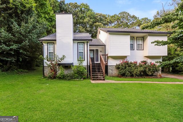 3186 Pilgrims Dr, Douglasville, GA 30135