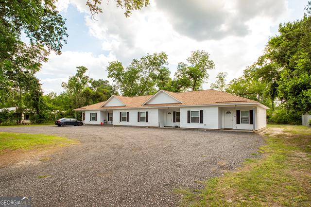 1205 Winona Ave, Waycross, GA 31503