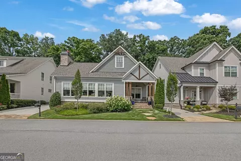 5690 Vineyard Park Trl, Norcross, GA 30071