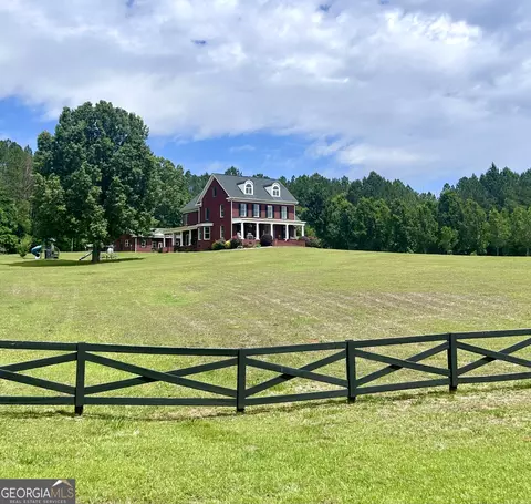 1359 Jenkins Rd, Forsyth, GA 31029