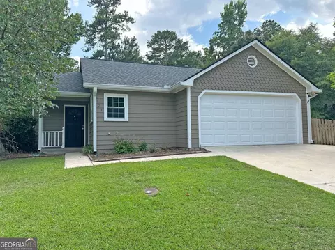 131 Diamond Dr, Athens, GA 30605