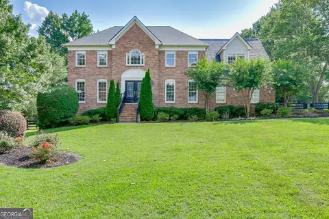 1331 Lakeshore Dr, Snellville, GA 30078