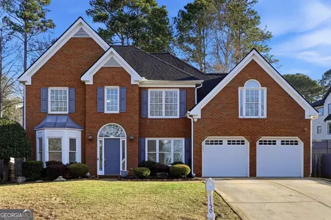 1150 River Overlook Dr, Lawrenceville, GA 30043