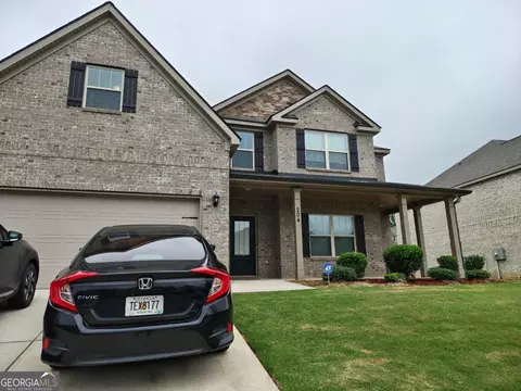 204 Expedition Dr, Ellenwood, GA 30294