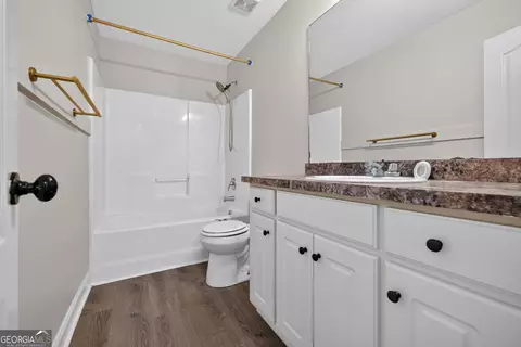 Bath - 1484 Dillard Heights Dr, Bethlehem, GA 30620 photo 1 of 3