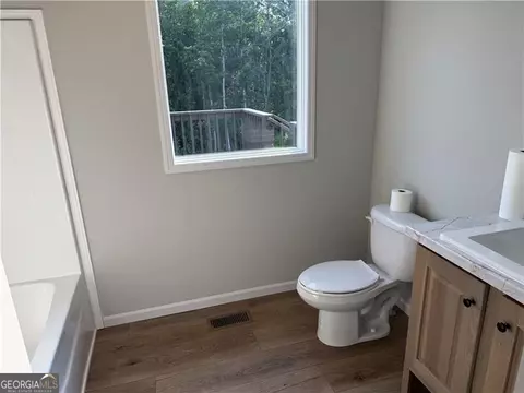 Bath - 654 Robertson Loop Rd, Clarkesville, GA 30523 photo 1 of 7