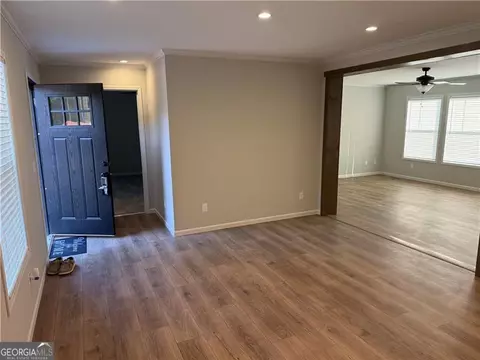 Living - 654 Robertson Loop Rd, Clarkesville, GA 30523 photo 1 of 3