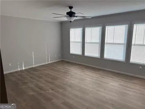 Living - 654 Robertson Loop Rd, Clarkesville, GA 30523 photo 2 of 3