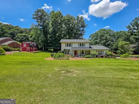 403 Old Rosser Rd, Stone Mountain, GA 30087