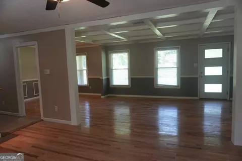 Living - 6436 Alpine Rd, Rex, GA 30273 photo 7 of 8