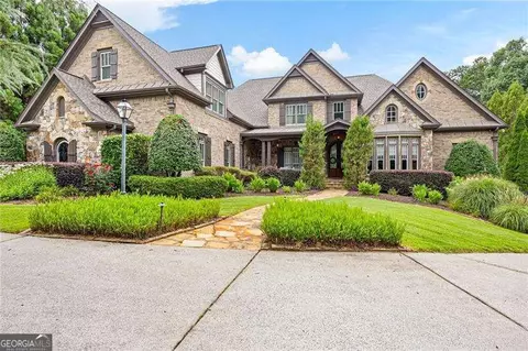 1255 Waterfall Ln NW, Acworth, GA 30101