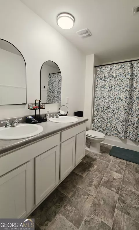 Bath - 219 Barnyard Way, Perry, GA 31069 photo 3 of 3