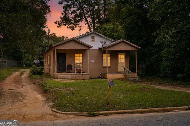 817 W Gordon Ave, Albany, GA 31701