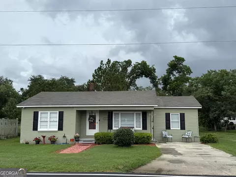 455 N Kennedy St, Metter, GA 30439