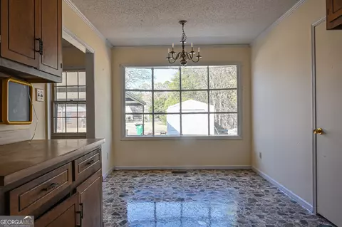 Dining - 1237 Firestone Dr, Albany, GA 31707 photo 1 of 1