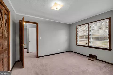 Bedroom - 93 Hickory Cir, Toccoa, GA 30577 photo 6 of 6