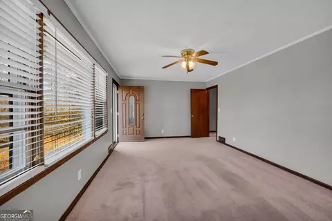 Living - 93 Hickory Cir, Toccoa, GA 30577 photo 3 of 3