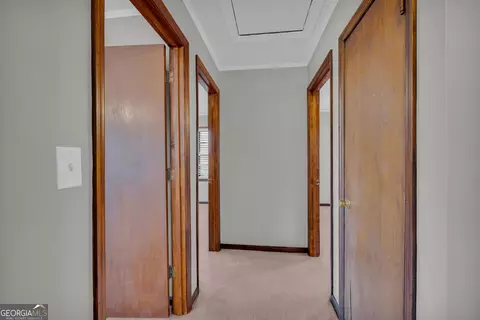 Entry Way - 93 Hickory Cir, Toccoa, GA 30577 photo 2 of 4