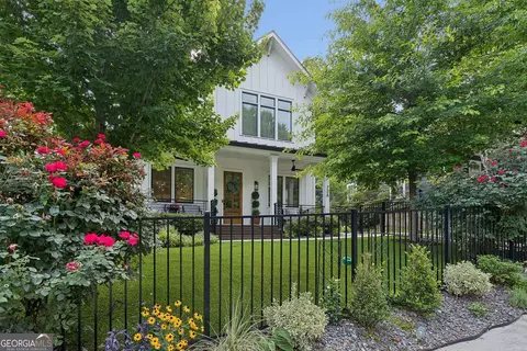 72 SE Walthall St SE #A, Atlanta, GA 30316