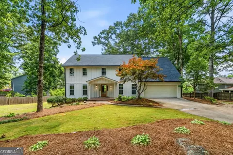 3112 Greenfield Dr, Marietta, GA 30068