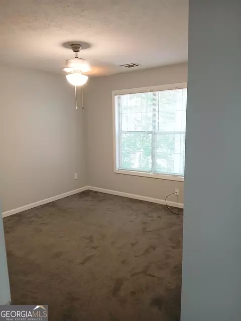 215 Forest Brook Dr, Covington, GA 30016 photo 9