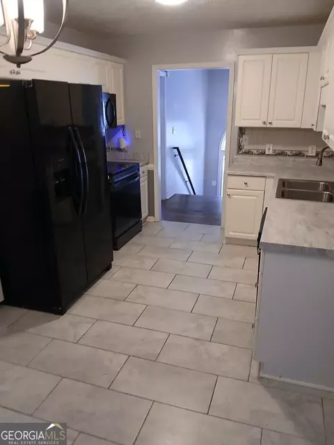 215 Forest Brook Dr, Covington, GA 30016 photo 6