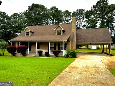106 Newport Rd NE, Milledgeville, GA 31061