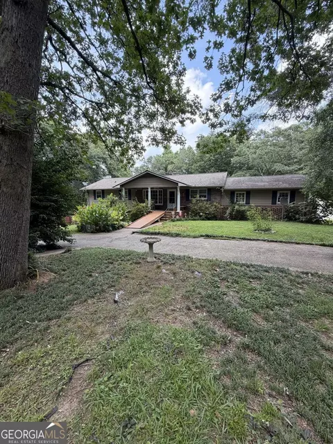 329 Riverbend Drive Dr, Royston, GA 30662
