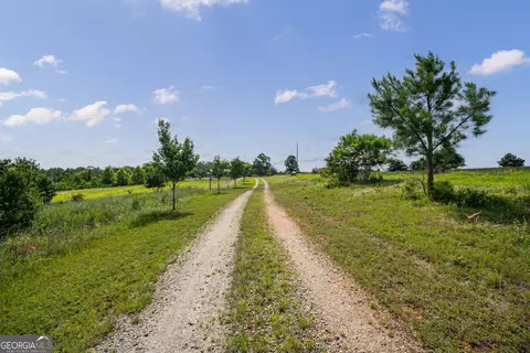 2286 Duffell Martin Rd, Comer, GA 30629 photo 3