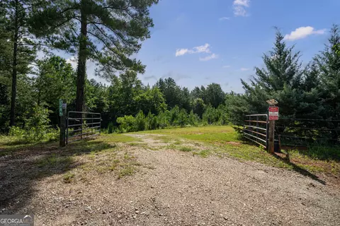 2286 Duffell Martin Rd, Comer, GA 30629 photo 2