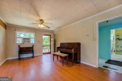 Living - 114 Mabry Rd, Jackson, GA 30233 photo 2 of 5