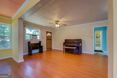 Living - 114 Mabry Rd, Jackson, GA 30233 photo 4 of 5