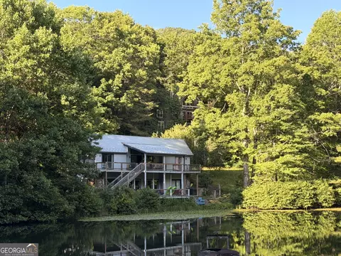 181 Dam Lake Dr, Dillard, GA 30537