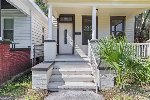 604 W 40th St, Savannah, GA 31415