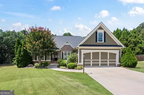 1215 James Walter Dr, Loganville, GA 30052