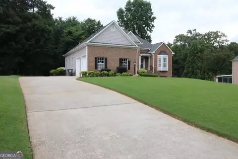 2500 Thornecreek Dr, Douglasville, GA 30135