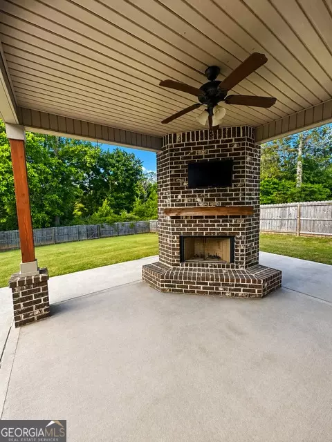Exterior - 590 Cotton Dr, Jackson, GA 30233 photo 2 of 2
