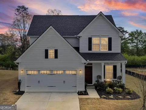 157 Asbury Cir, Calhoun, GA 30701