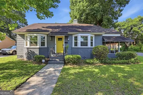 2301 E 40th St, Savannah, GA 31404