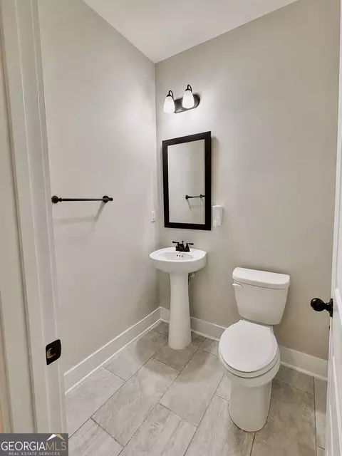 Bath - 150 Peppertree Dr, Newnan, GA 30265 photo 7 of 7