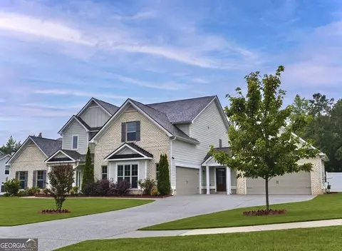 Exterior - 150 Peppertree Dr, Newnan, GA 30265 photo 2 of 7